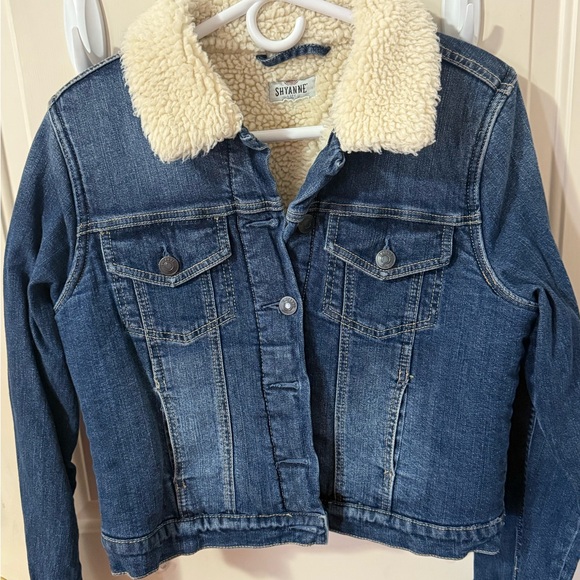 Shyanne Sherpa-Lined Denim Jacket- M - Picture 1 of 3